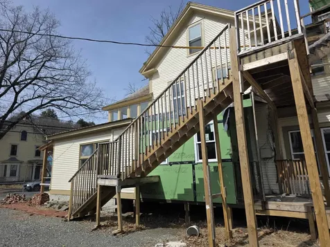 33 Oak Street Brattleboro VT 05301
