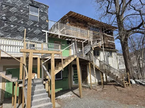 33 Oak Street Brattleboro VT 05301