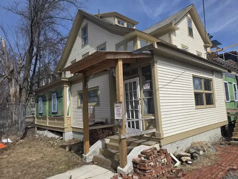 33 Oak Street Brattleboro VT 05301