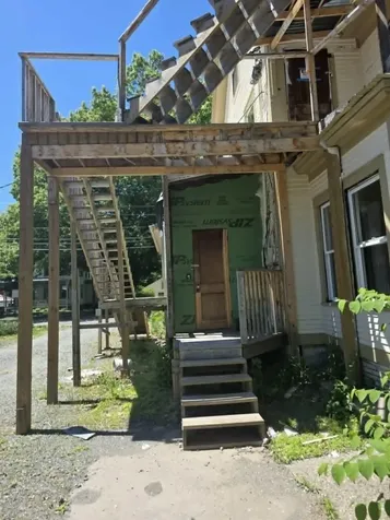 33 Oak Street Brattleboro VT 05301