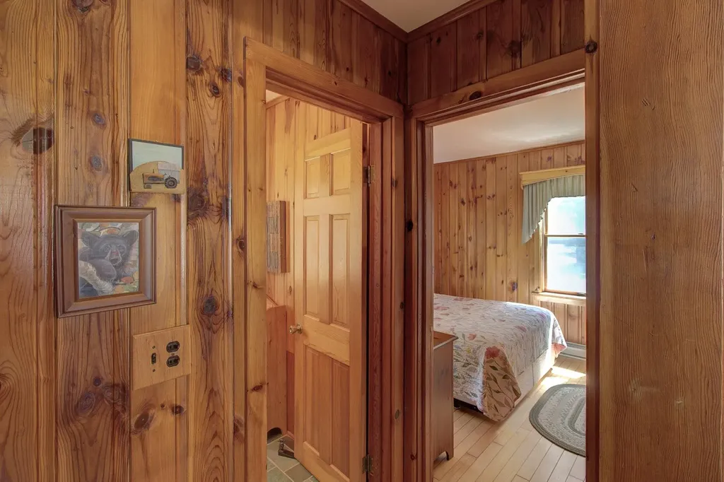 4131 West Shore Road Isle La Motte VT 05463