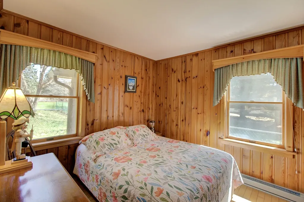 4131 West Shore Road Isle La Motte VT 05463