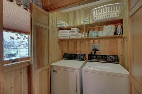 4131 West Shore Road Isle La Motte VT 05463