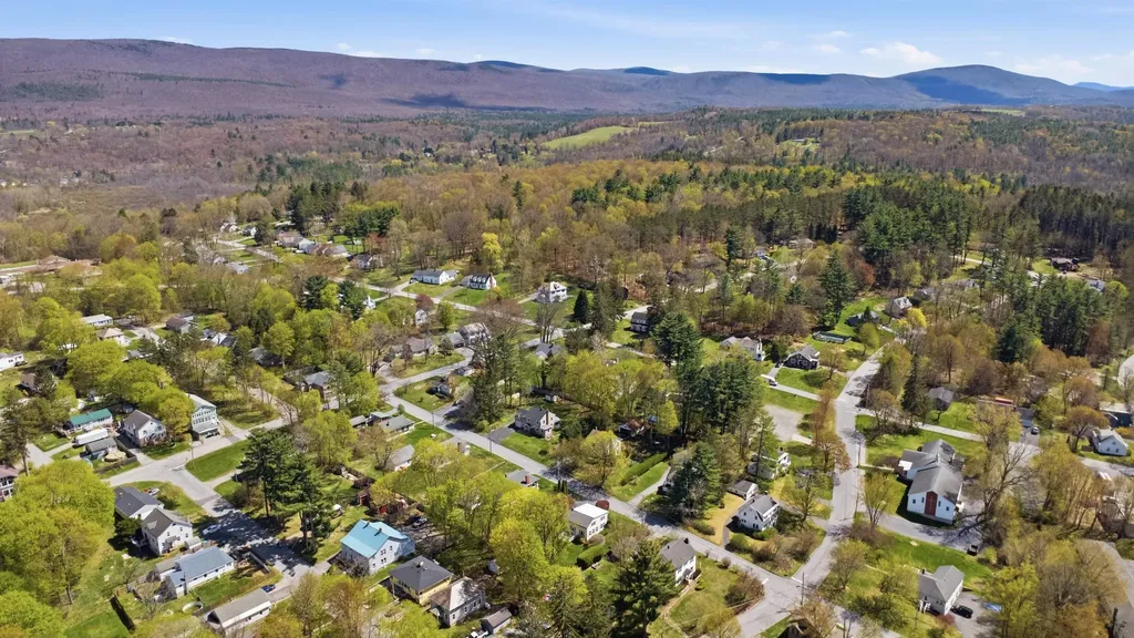 302 Prospect Street Bennington VT 05201