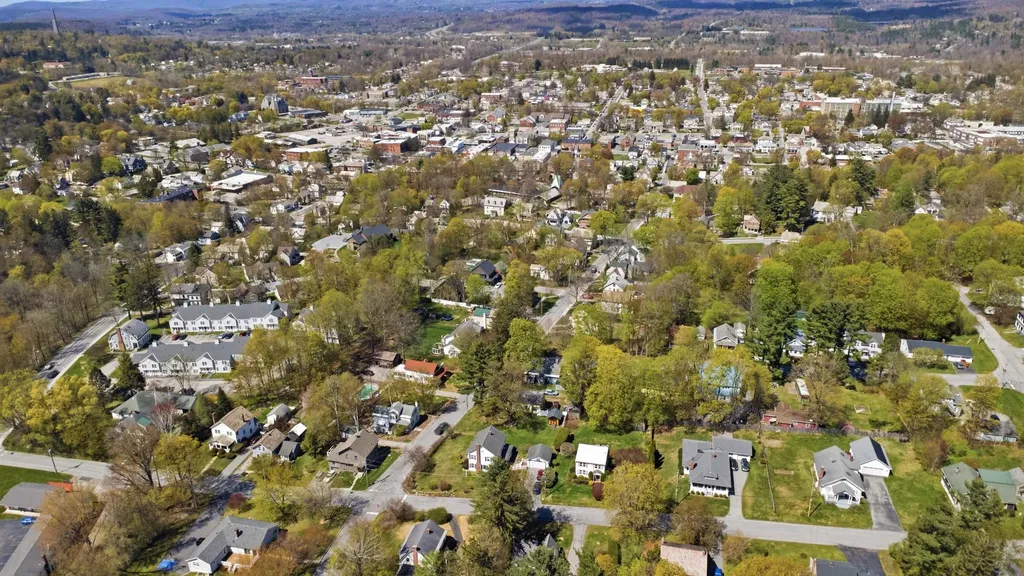 302 Prospect Street Bennington VT 05201