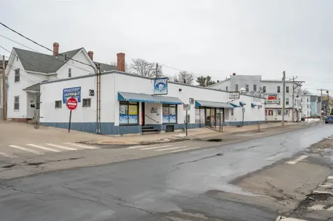49 Massabesic Street Manchester NH 03104