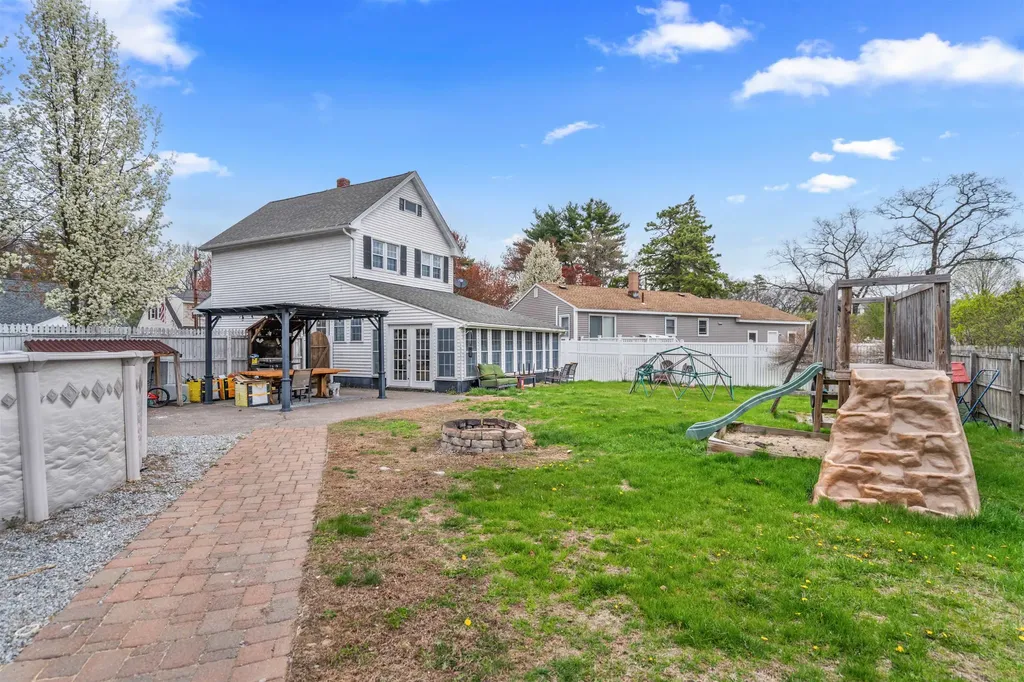 66 Bedel Street Manchester NH 03102