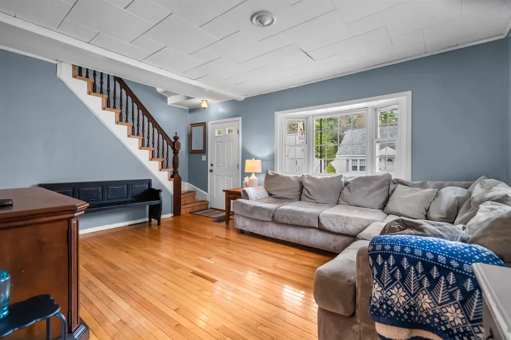 66 Bedel Street Manchester NH 03102