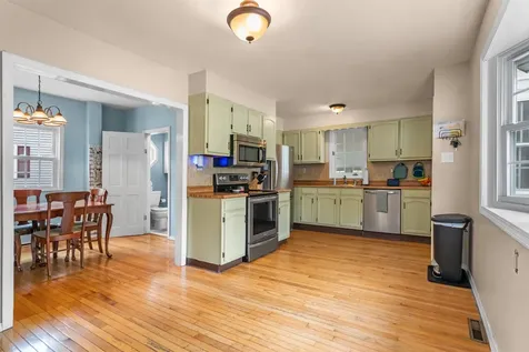 66 Bedel Street Manchester NH 03102