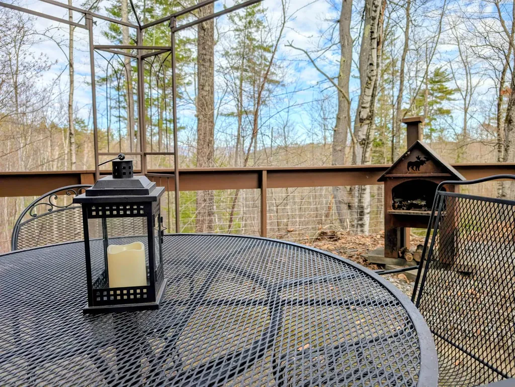 206 High Country Way Holderness NH 03245
