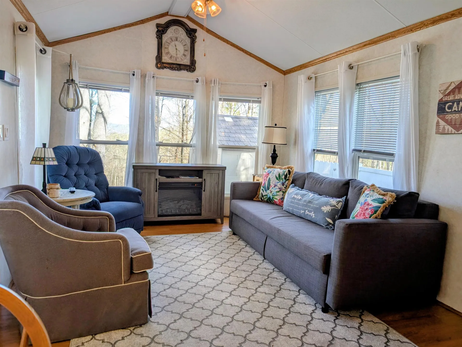 206 High Country Way Holderness NH 03245