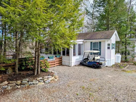 206 High Country Way Holderness NH 03245