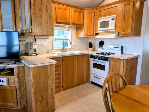 206 High Country Way Holderness NH 03245