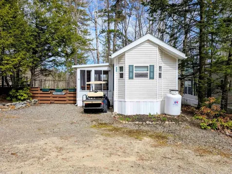 206 High Country Way Holderness NH 03245