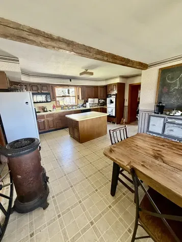 2770 Route 100 Westfield VT 05874