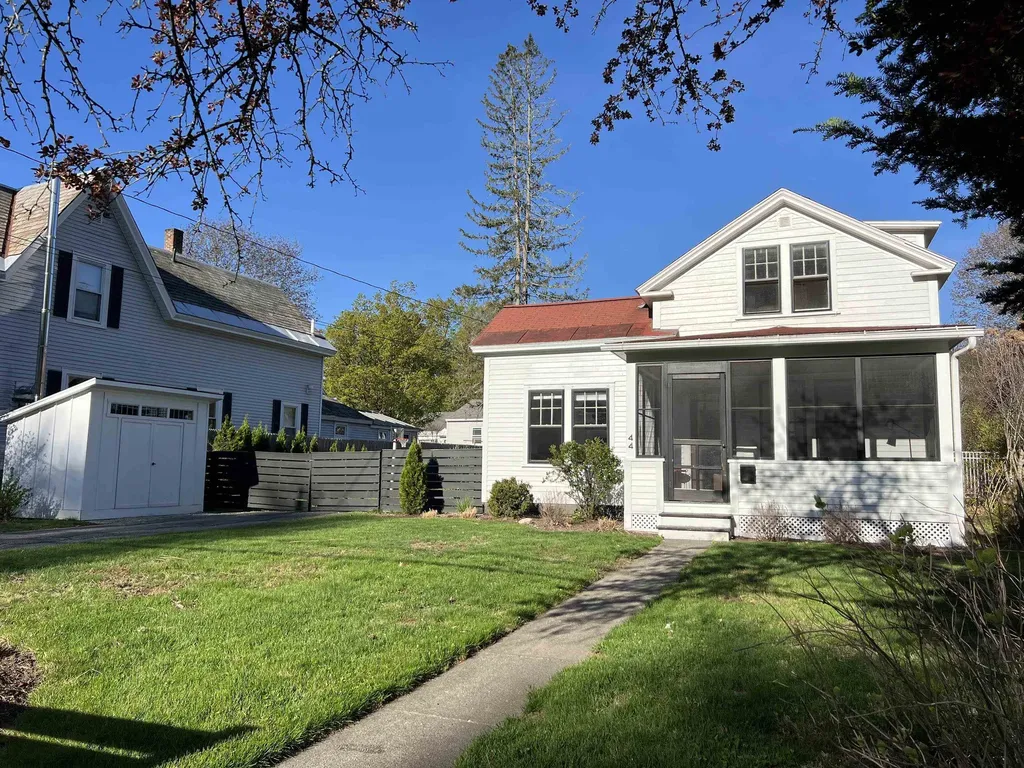 44 Cedar Street Brattleboro VT 05301