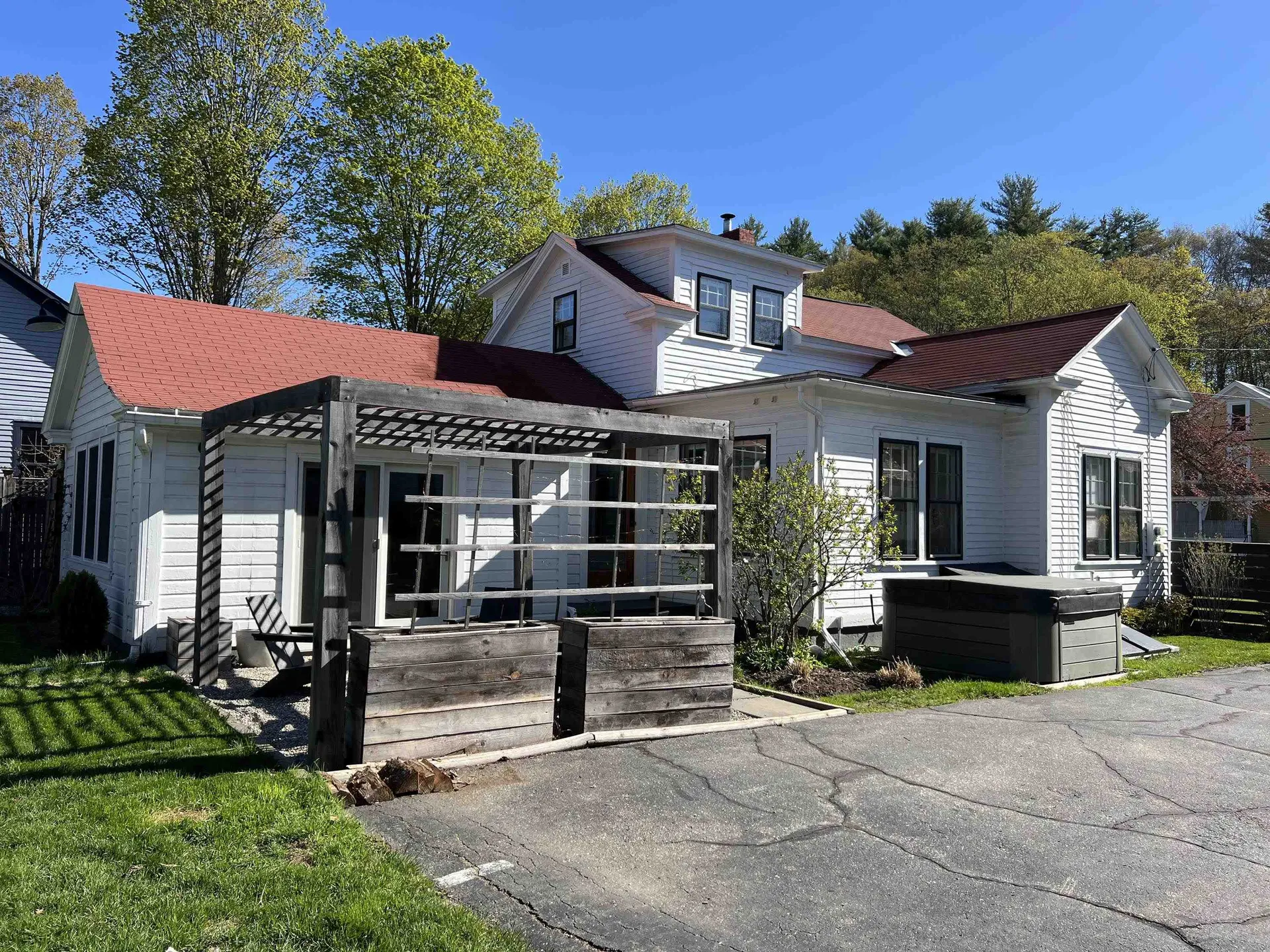 44 Cedar Street Brattleboro VT 05301