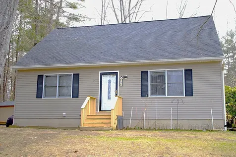 8 Russet Drive Pittsfield NH 03263
