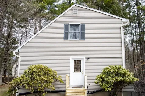 8 Russet Drive Pittsfield NH 03263