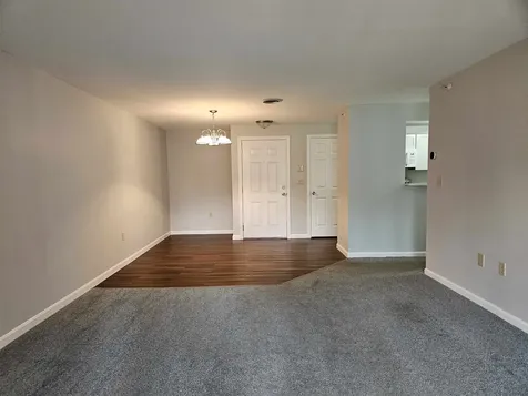9 Bartemus Trail Nashua NH 03063