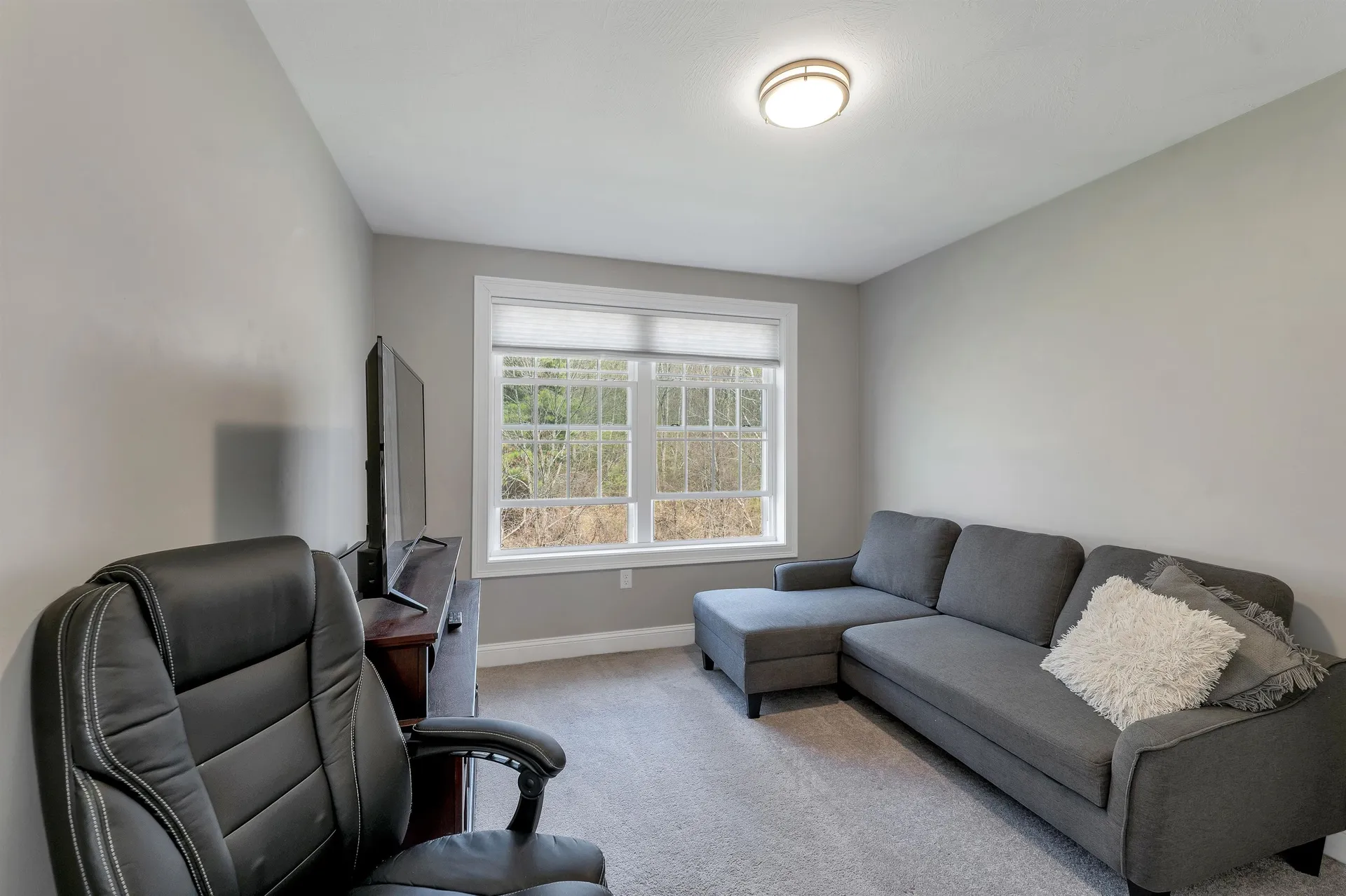31 Carriage Hill Road Wilton NH 03452