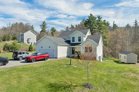 31 Carriage Hill Road Wilton NH 03452