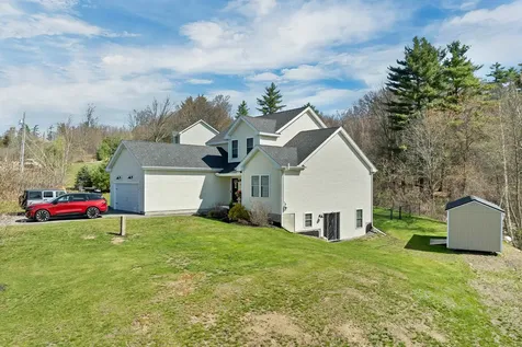 31 Carriage Hill Road Wilton NH 03452