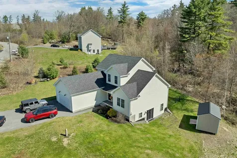 31 Carriage Hill Road Wilton NH 03452