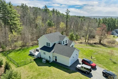 31 Carriage Hill Road Wilton NH 03452