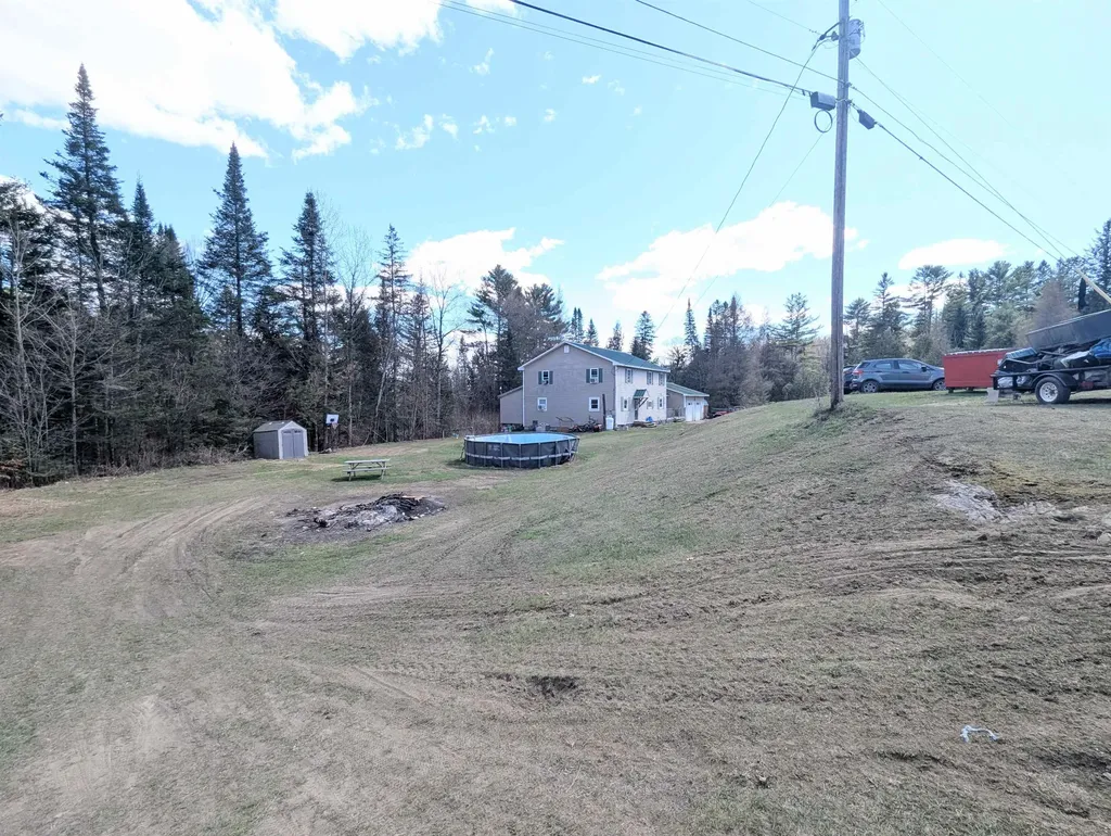 131 Old Bradley Road St. Johnsbury VT 05819
