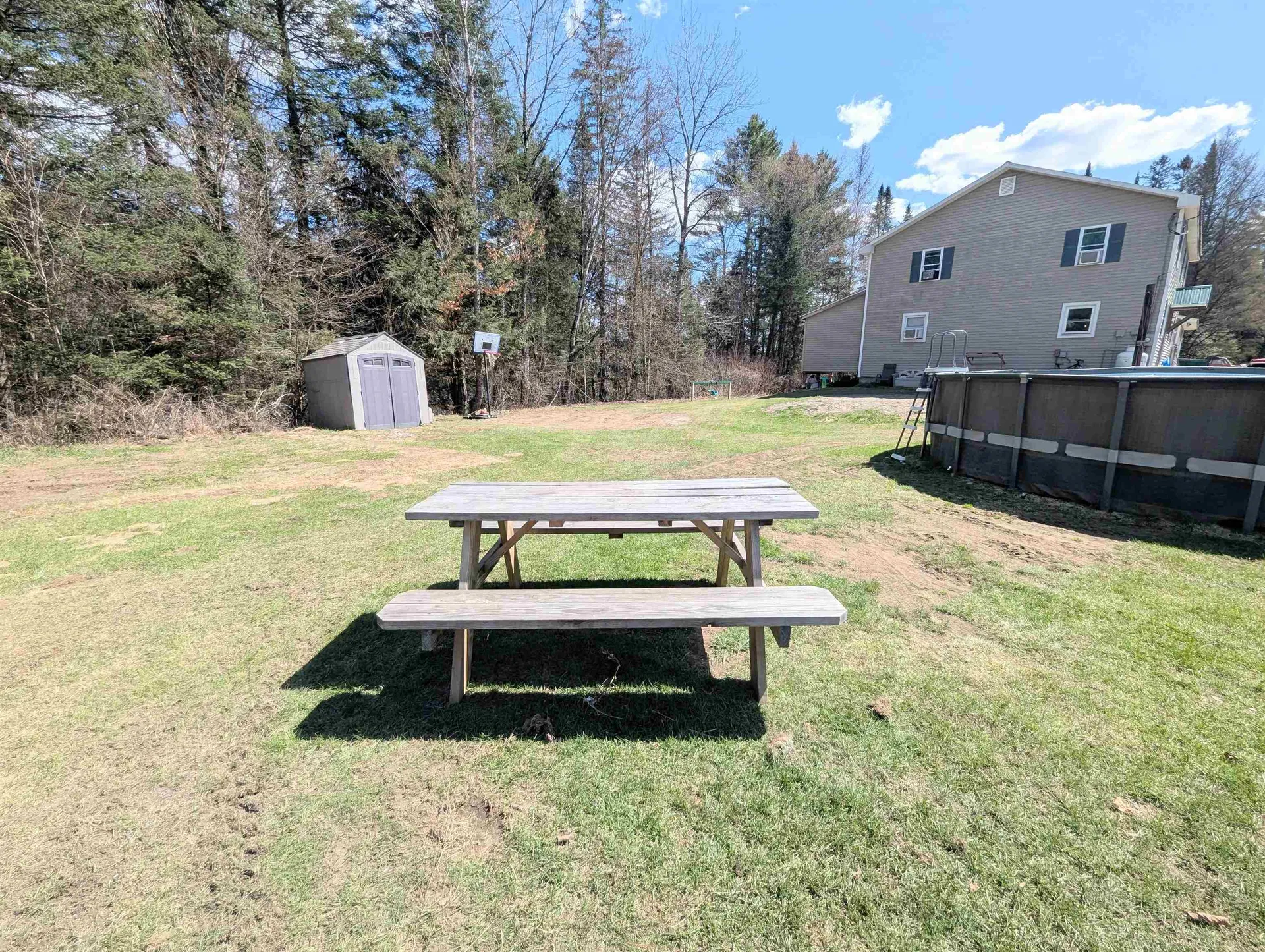 131 Old Bradley Road St. Johnsbury VT 05819