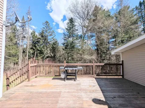 131 Old Bradley Road St. Johnsbury VT 05819