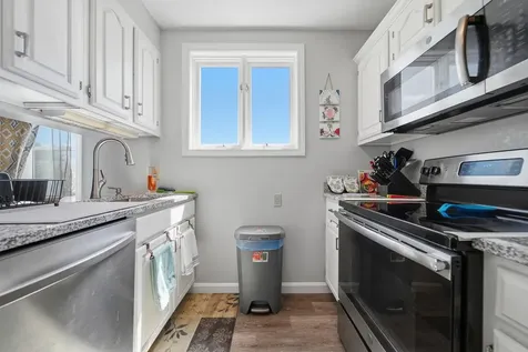 14 West Ridge Drive Peterborough NH 03458