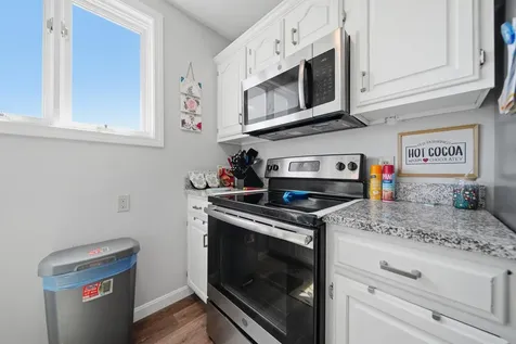 14 West Ridge Drive Peterborough NH 03458