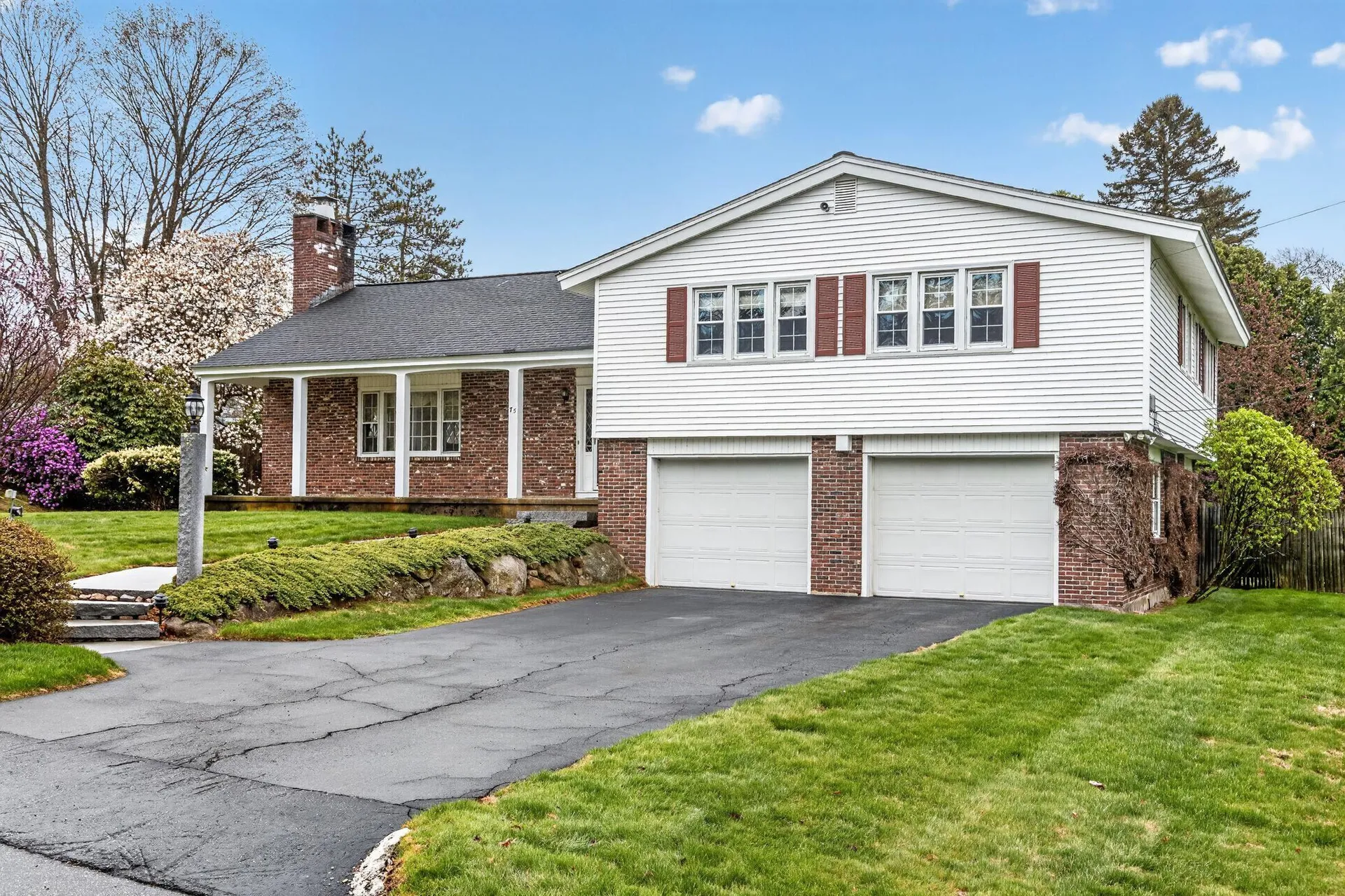 75 North Acres Road Manchester NH 03104