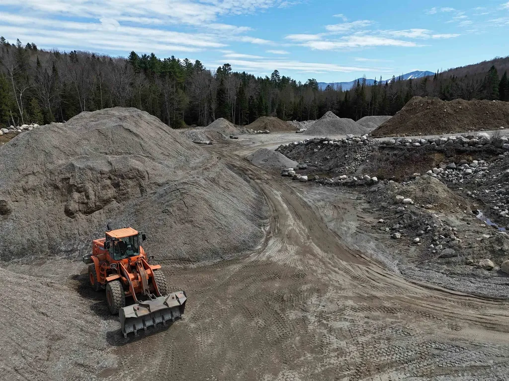 939 U.s. Route 5 Sutton VT 05867