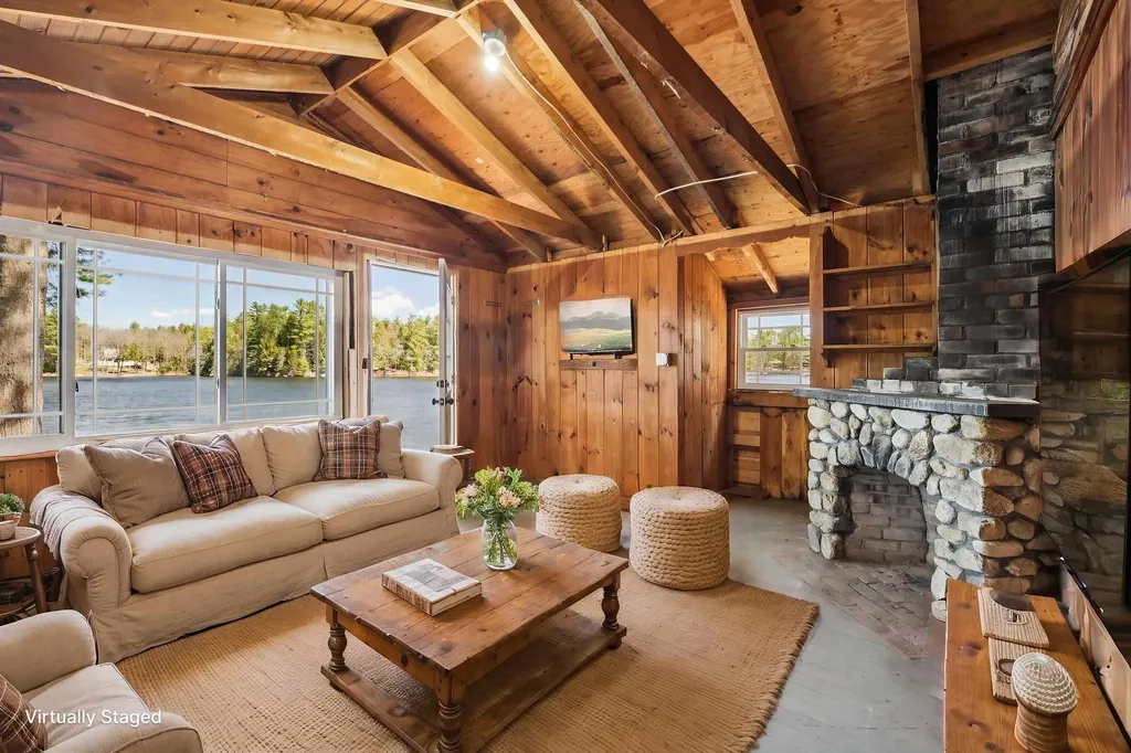 284 Village Road Wilmot NH 03287