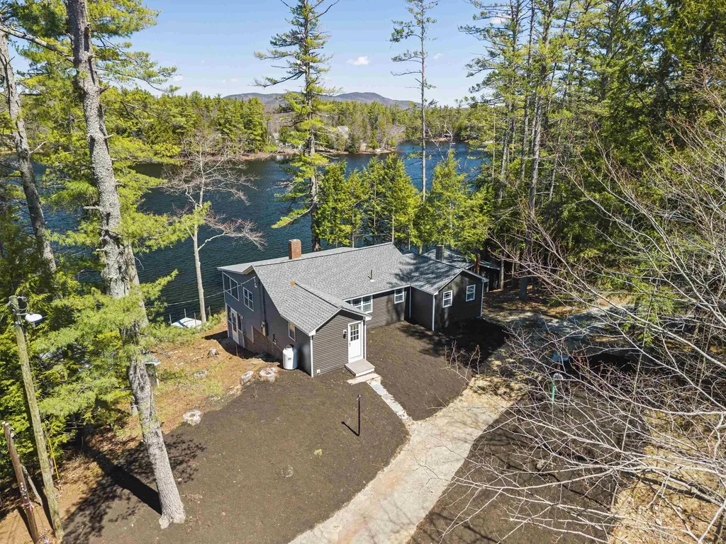 284 Village Road Wilmot NH 03287