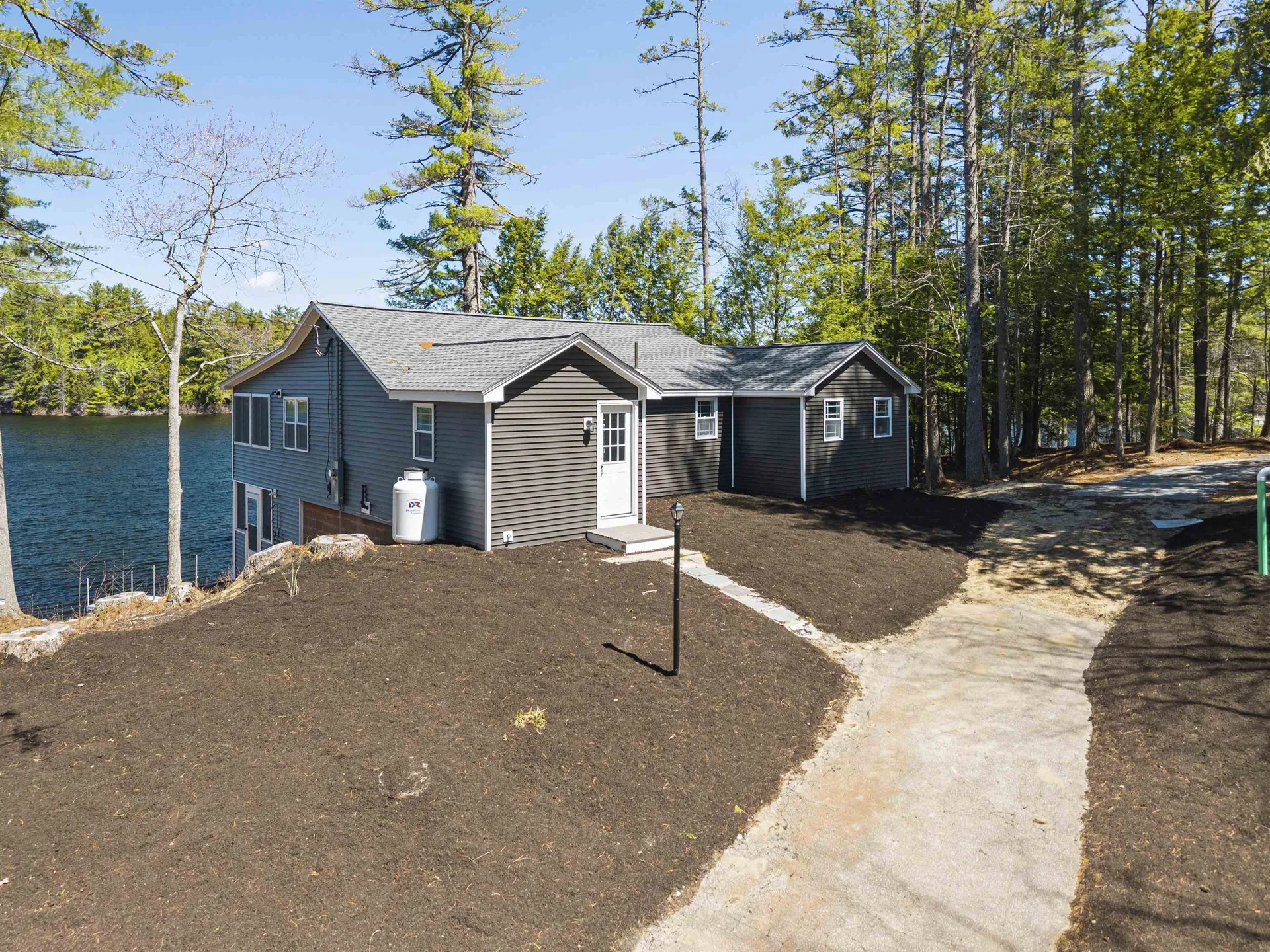 284 Village Road Wilmot NH 03287