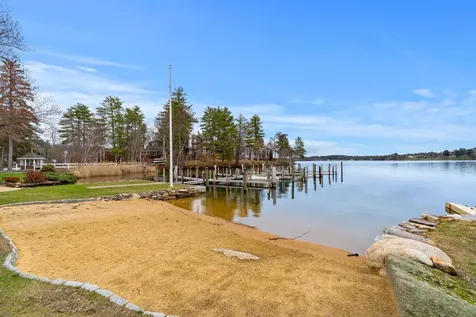 21 Island Drive Laconia NH 03247