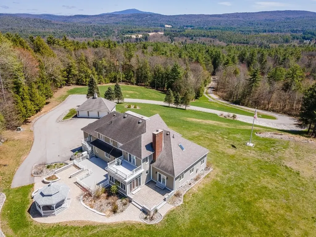 101 Highland Circle Swanzey NH 03446