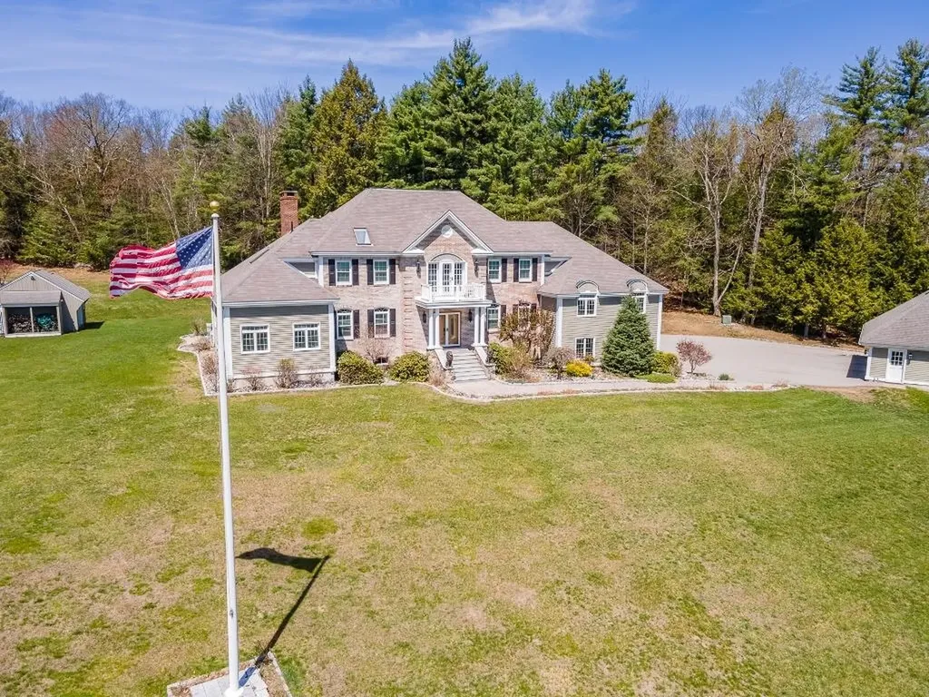 101 Highland Circle Swanzey NH 03446