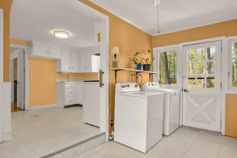 65 Mckinley Road Portsmouth NH 03801