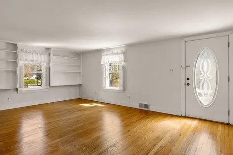 65 Mckinley Road Portsmouth NH 03801