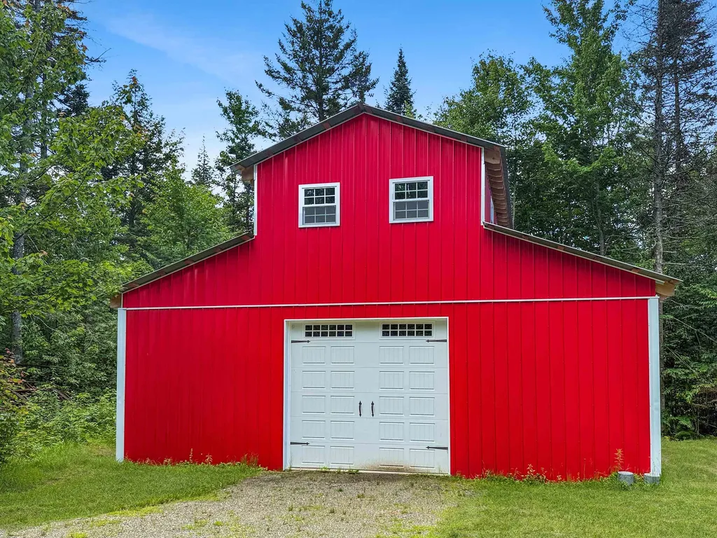 31 Egan Road Stratford NH 03590
