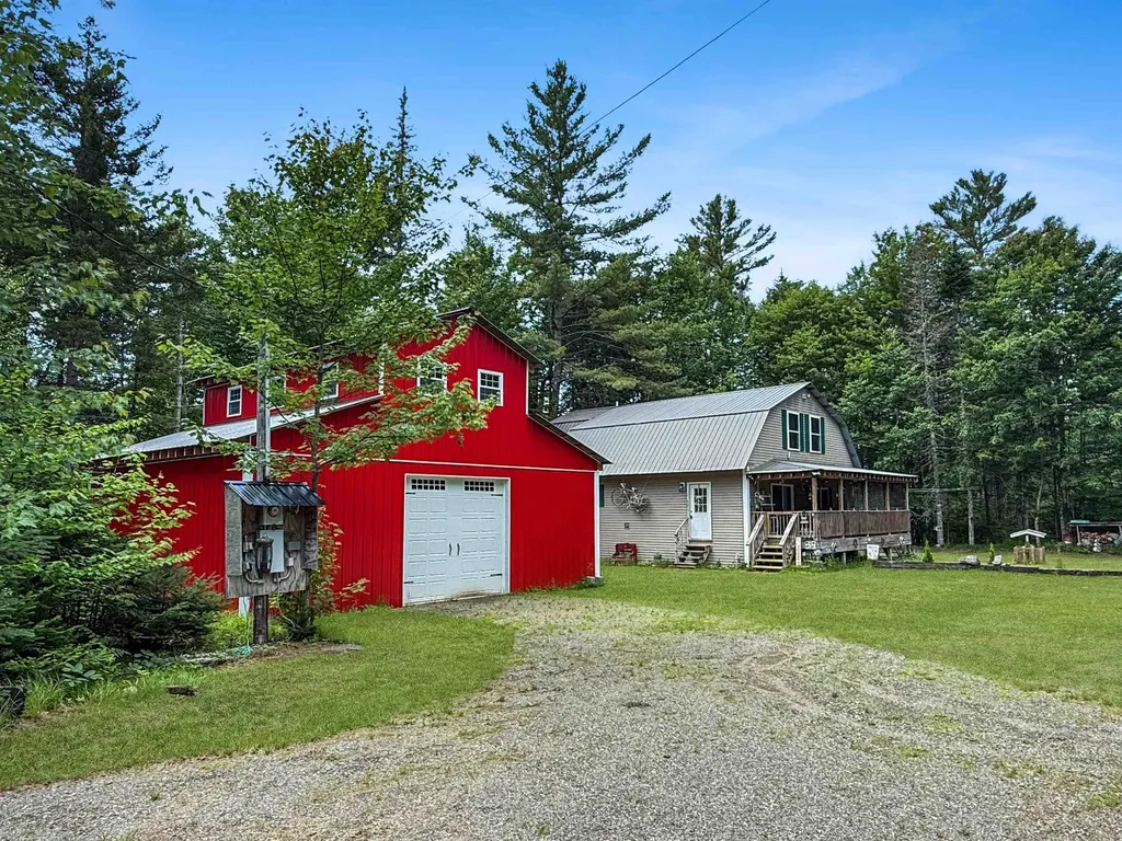 31 Egan Road Stratford NH 03590