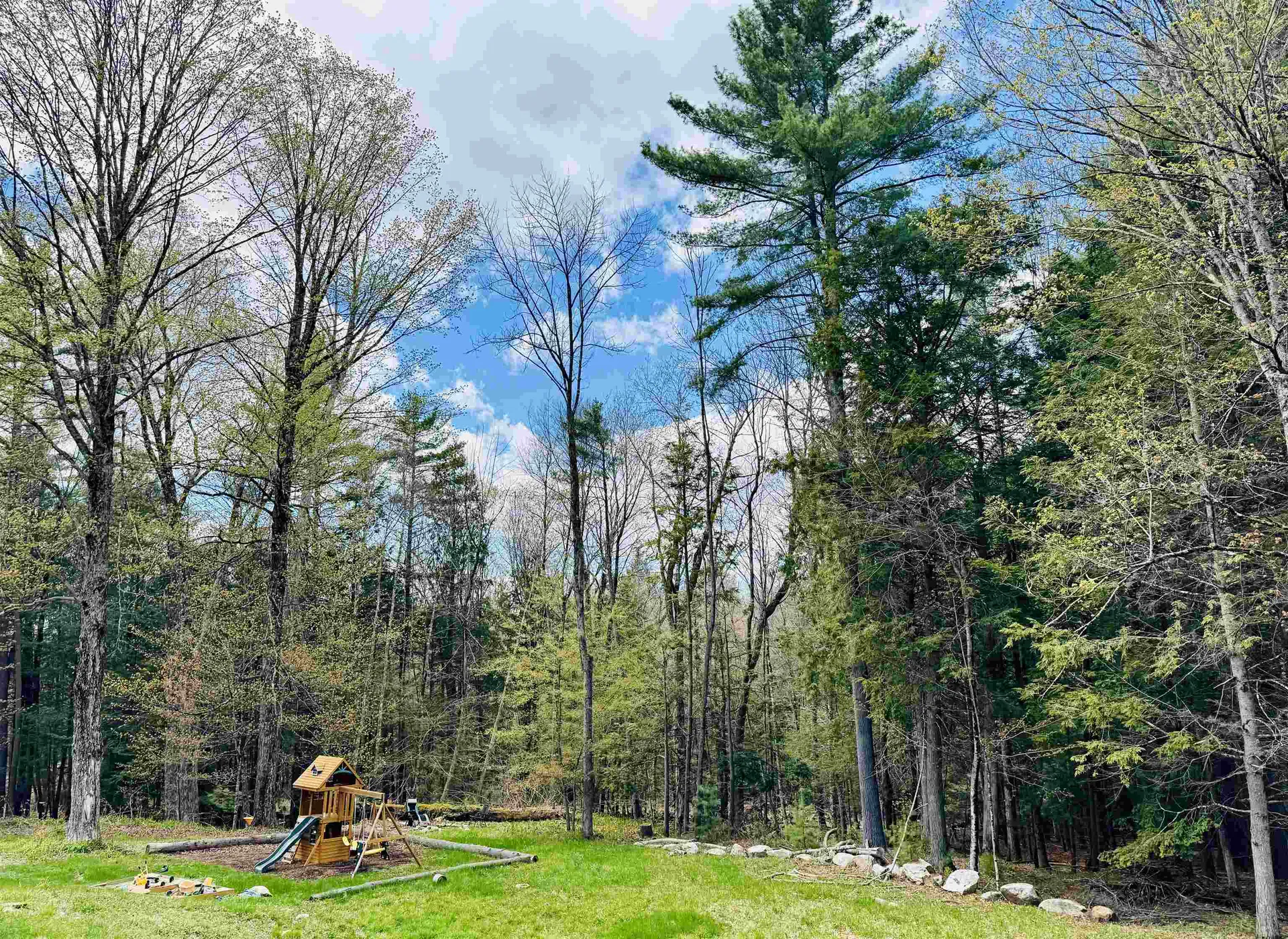 186 Gunn Road Keene NH 03431