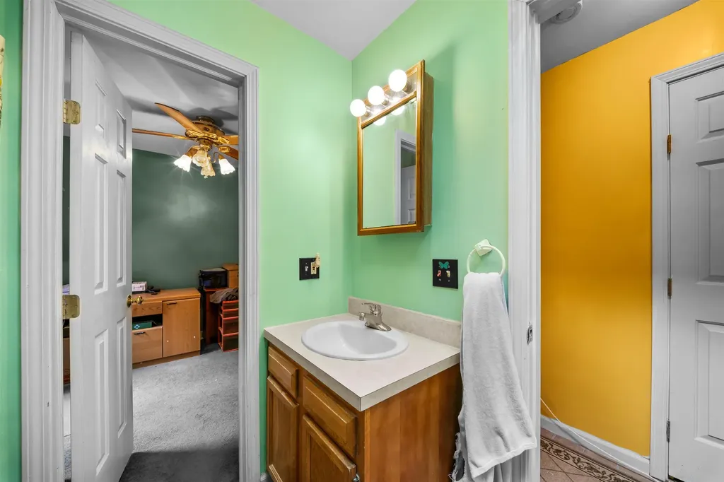 1223 Suncook Valley Road Barnstead NH 03225