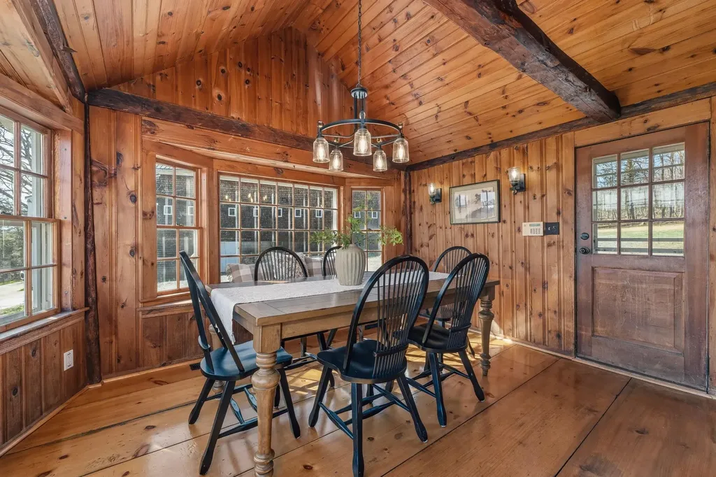 255 John Tasker Road Barnstead NH 03218-3581