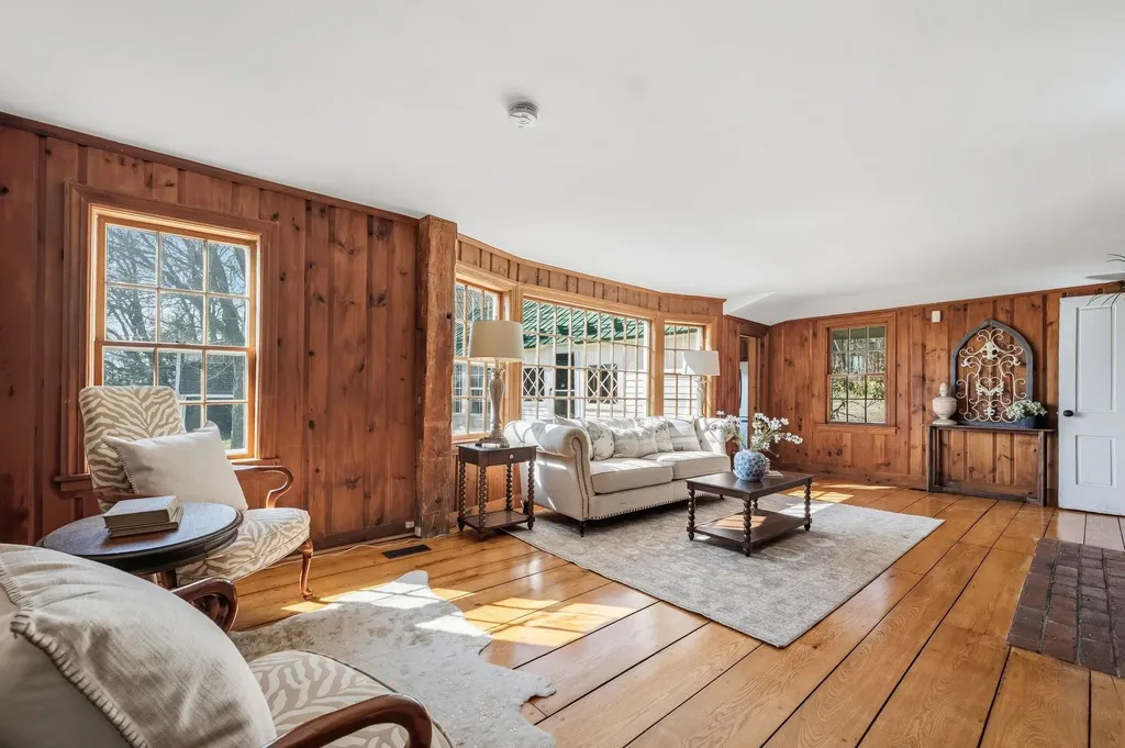 255 John Tasker Road Barnstead NH 03218-3581